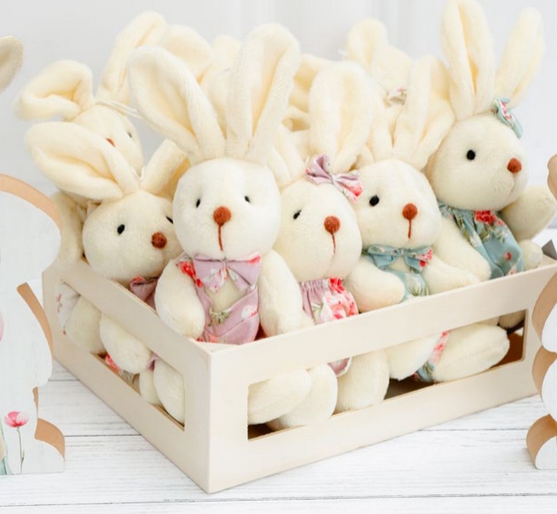 Coniglio pasquale peluche in 3 varianti assortite (spedite in base alla disponibilità), perfetto per le tue decorazioni di Pasqua